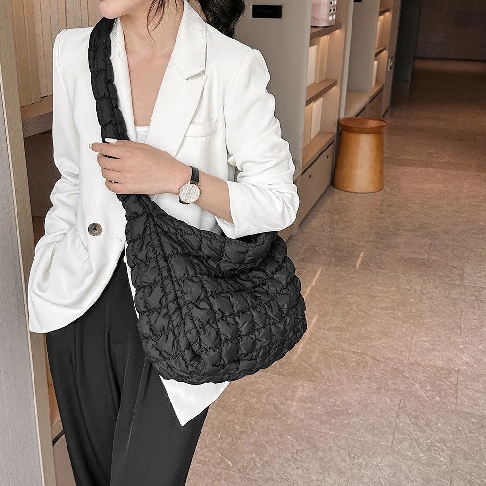 Japanese Brand Quilted Padded Crossbody Bag Size ONE SIZE - 2 Thumbnail