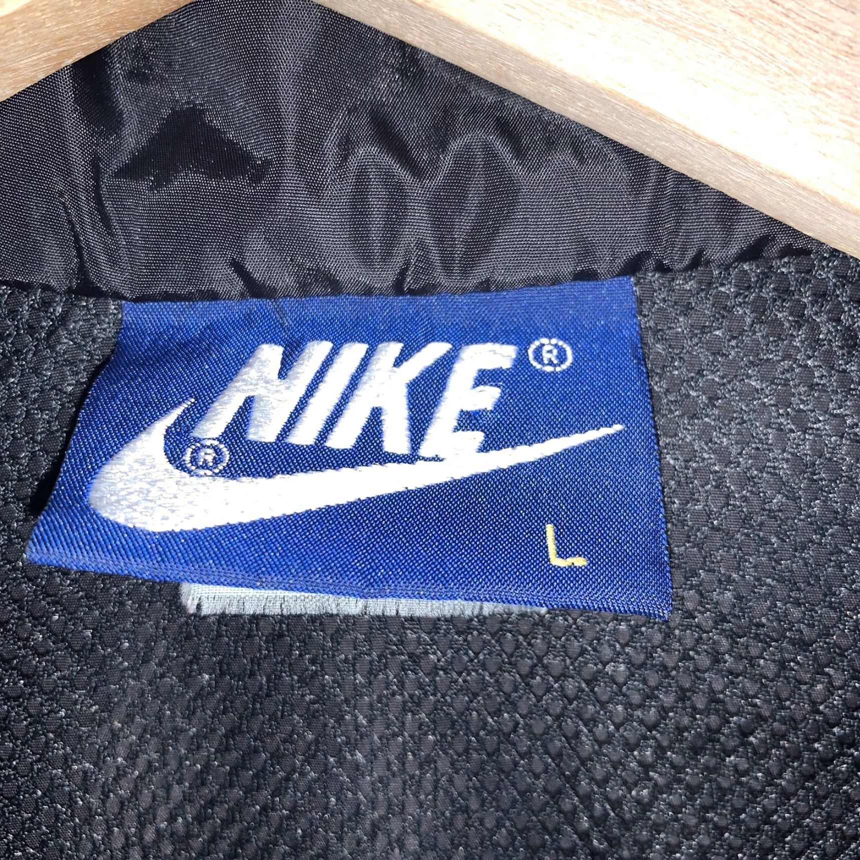 Nike VINTAGE Nike Windbreaker Jacket Mens Large Royal Blue Full Zip Embroidered Logo Nike Air 80s 90s Sportswear Streetwear Size US L / EU 52-54 / 3 - 6 Thumbnail