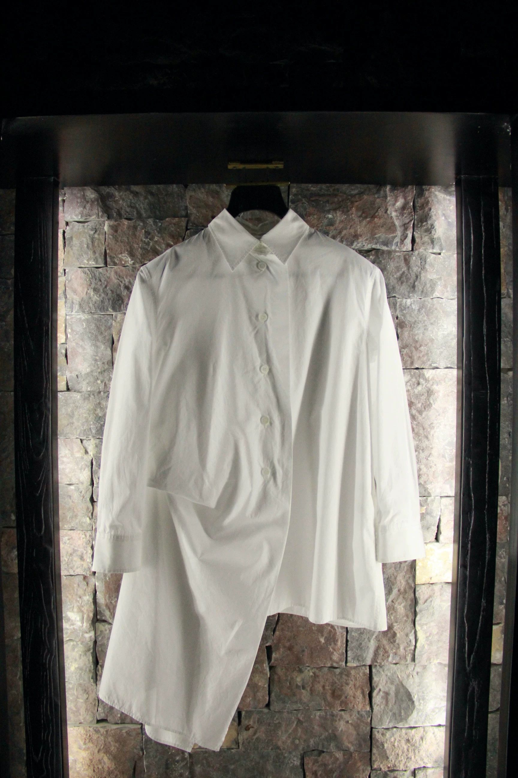 Yohji Yamamoto Yohji Yamamoto White Button Ups Men s Size US S / EU 44-46 / 1 - 1 Thumbnail