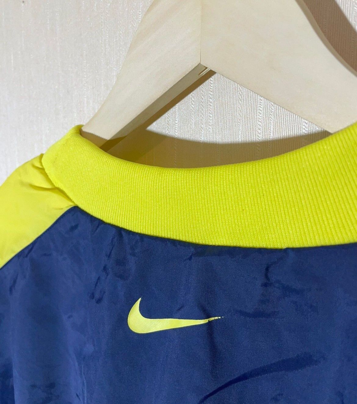 Nike × Vintage Nike nylone vintage streetwear sweatshirt Size US L / EU 52-54 / 3 - 10 Thumbnail