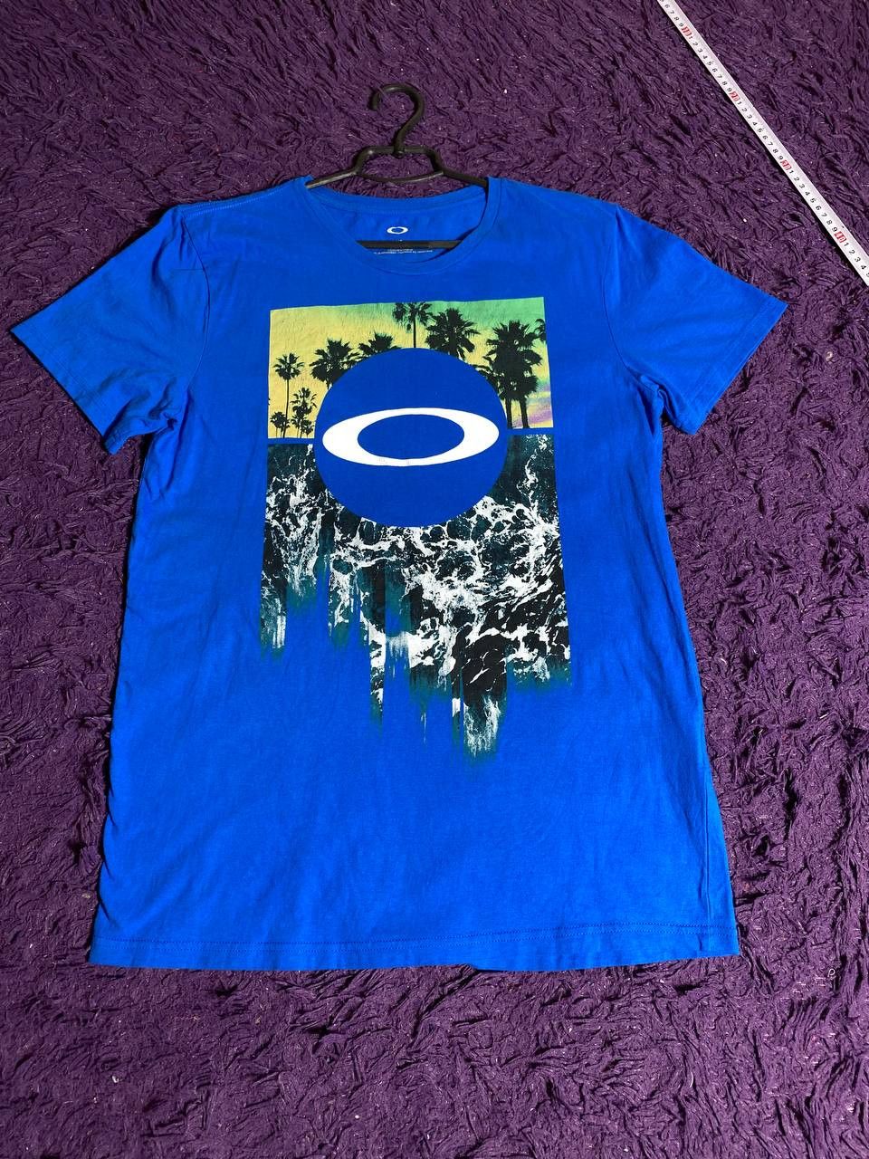 Oakley × Vintage Vintage Oakley Rubber Center Logo Grey T-Shirt Size US L / EU 52-54 / 3 - 6 Thumbnail
