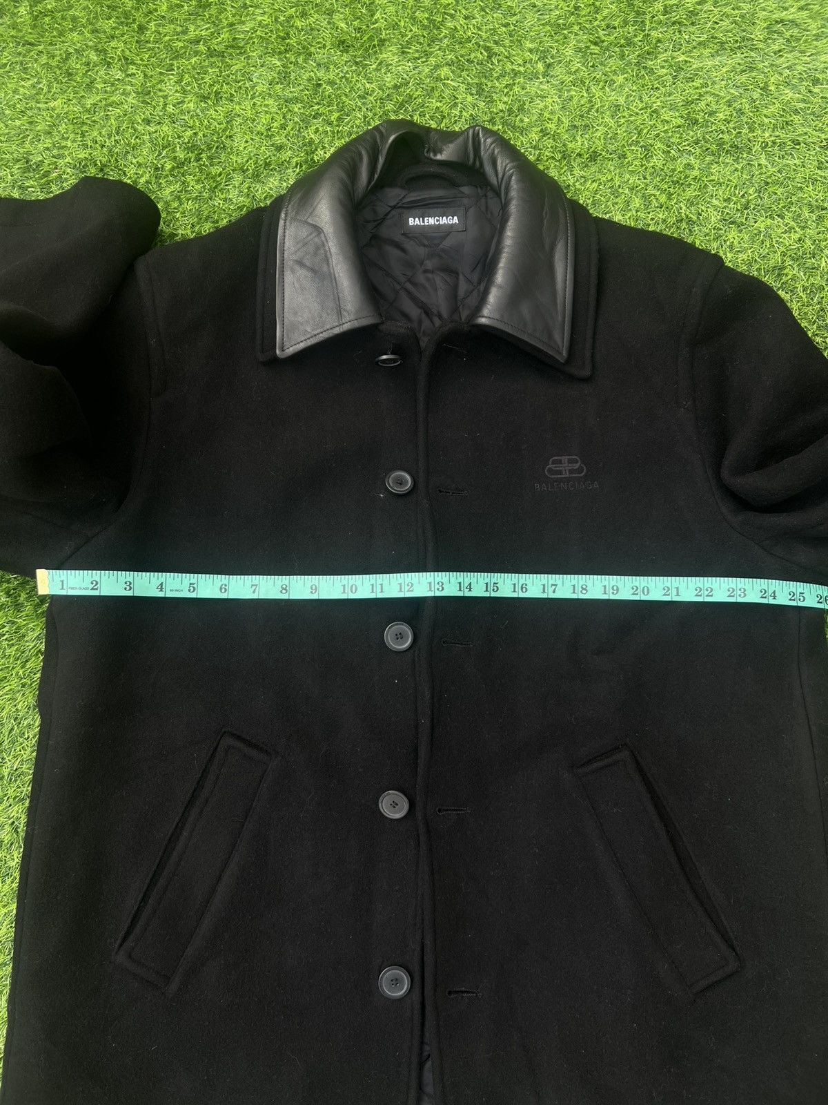 Balenciaga Rare Balenciaga Cashmere Blend Peacoat with Leather Collar Size US S / EU 44-46 / 1 - 3 Thumbnail