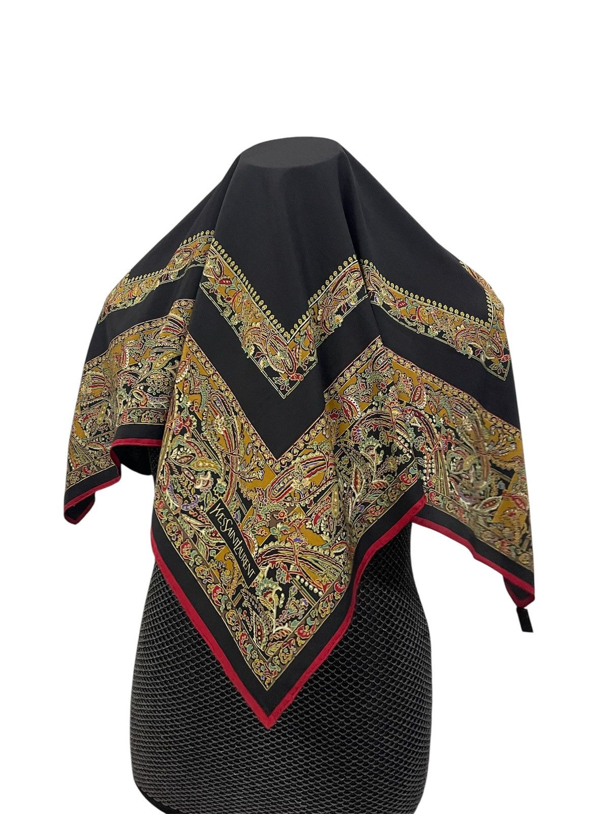 Yves Saint Laurent YSL jaquared silk scarves 80cm x 80cm Size ONE SIZE - 1 Thumbnail