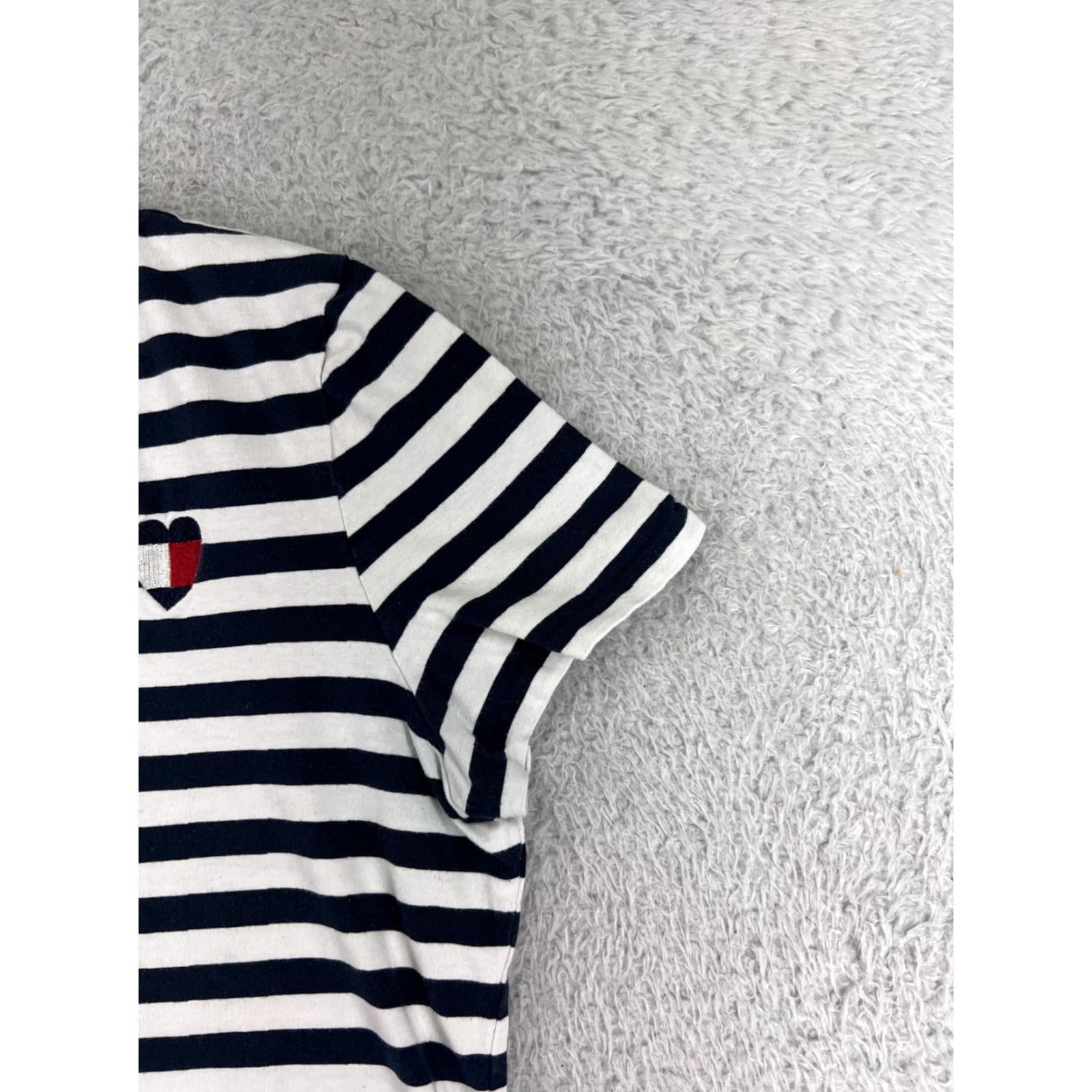 Tommy Hilfiger Tommy Hilfiger Shirt Womens Extra Large Blue Striped Petite Heart Embroidered Size XL / US 12-14 / IT 48-50 - 2 Thumbnail