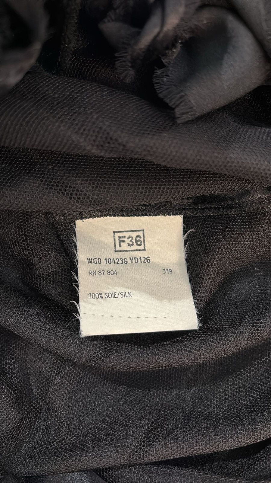 Yves Saint Laurent Yves Saint Laurent by Tom Ford silk skirt with bows. Size 26" / US 2 / IT 38 - 6 Thumbnail