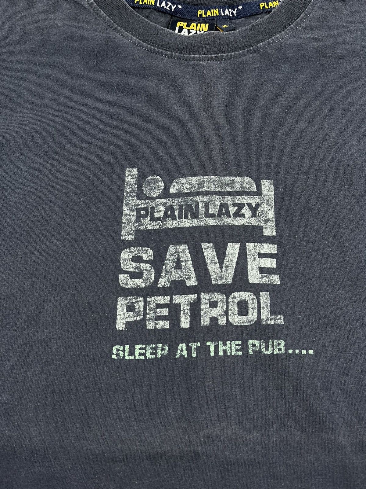 Vintage Vintage Sleep At The Pub Lazy Humor Tee faded big logo Size US XL / EU 56 / 4 - 4 Thumbnail