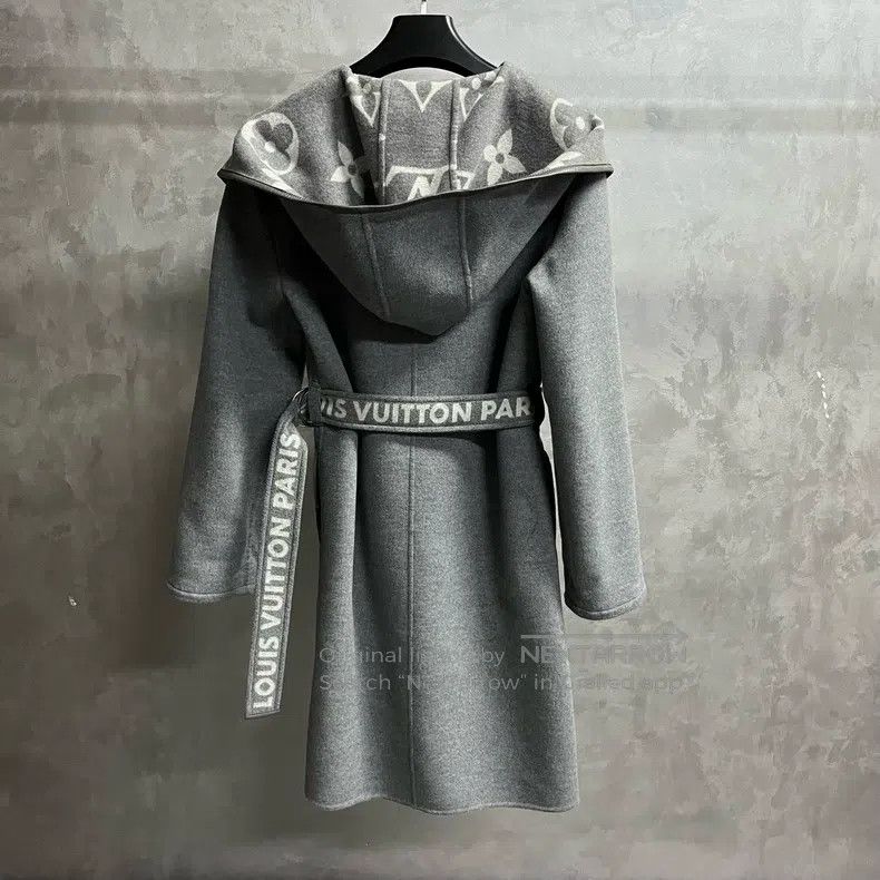 Louis Vuitton Louis Vuitton Grey Logo Belt Reversible Hooded Wrap Coat Size XXS / US 00 / IT 34 - 5 Thumbnail
