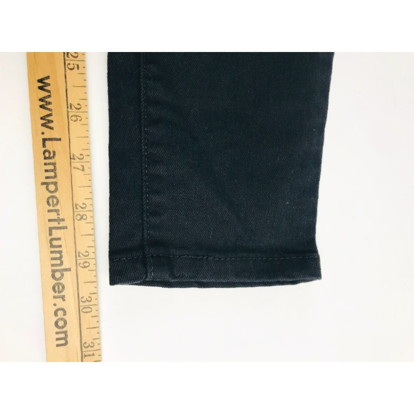 Levi's Levi's Jeans Women Size 30x30 Black Dark Wash Mid Rise Straight Denim Legging Style: Straight Womens 30x30 Old? No, but keep words. Size 30" / US 8 / IT 44 - 6 Thumbnail