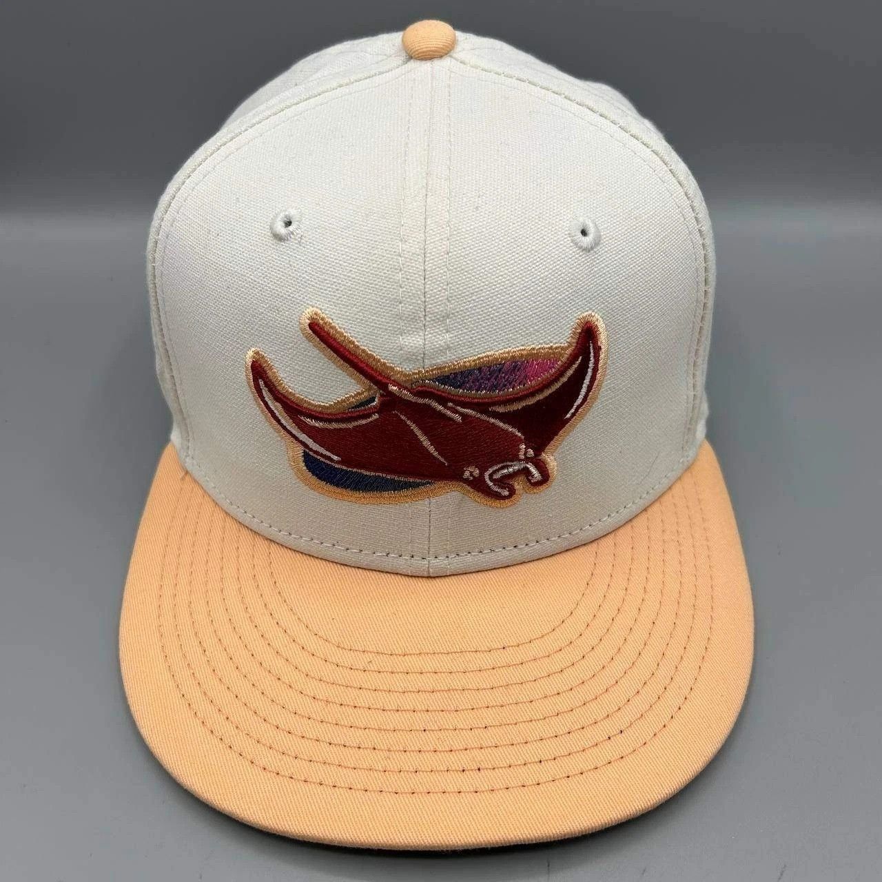 New Era Tampa Bay Devil Rays Hat Men 7 3/8 White MLB Fitted Cotton Size ONE SIZE - 1 Thumbnail