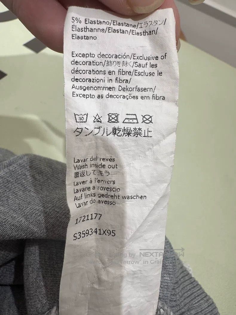 Loewe Loewe Classic Reversible Letter Logo Hoodie for Women Size L / US 10 / IT 46 - 2 Thumbnail