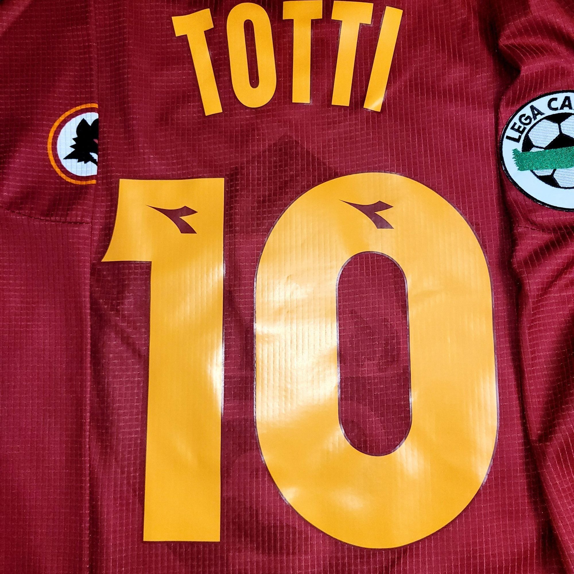 Diadora Totti As Roma Diadora 1997 1998 KARDASHIAN Soccer Jersey M Size US M / EU 48-50 / 2 - 4 Thumbnail