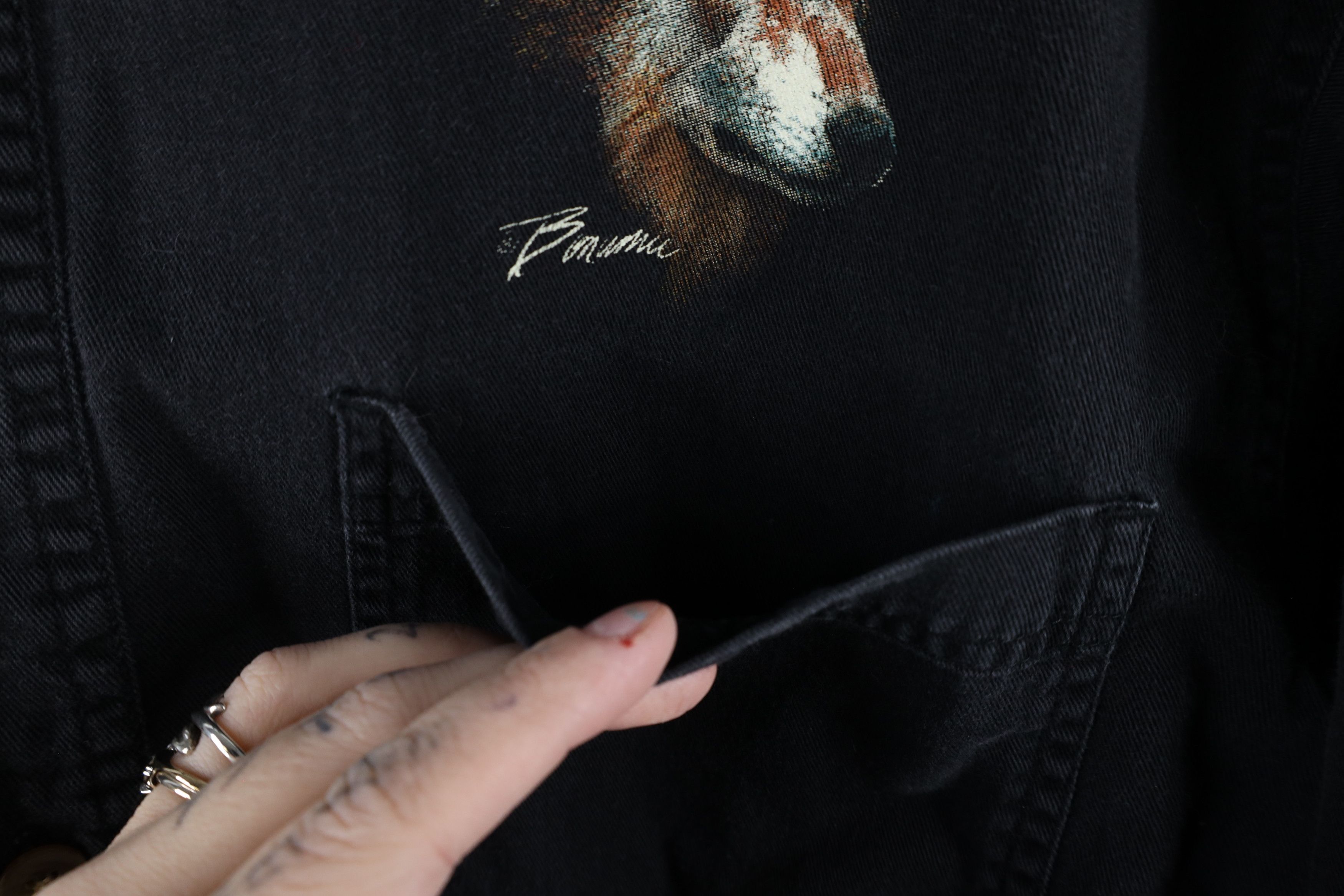 Vintage Vintage 90s Streetwear Wolf Collared Button Down Shirt Size ONE SIZE - 6 Thumbnail