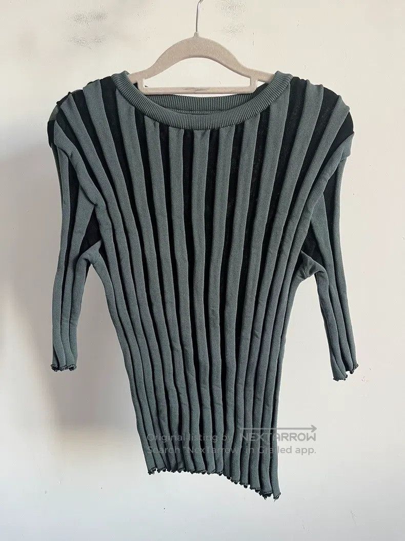 Issey Miyake Issey Miyake Gray Short Sleeve Size L / US 10 / IT 46 - 1 Thumbnail