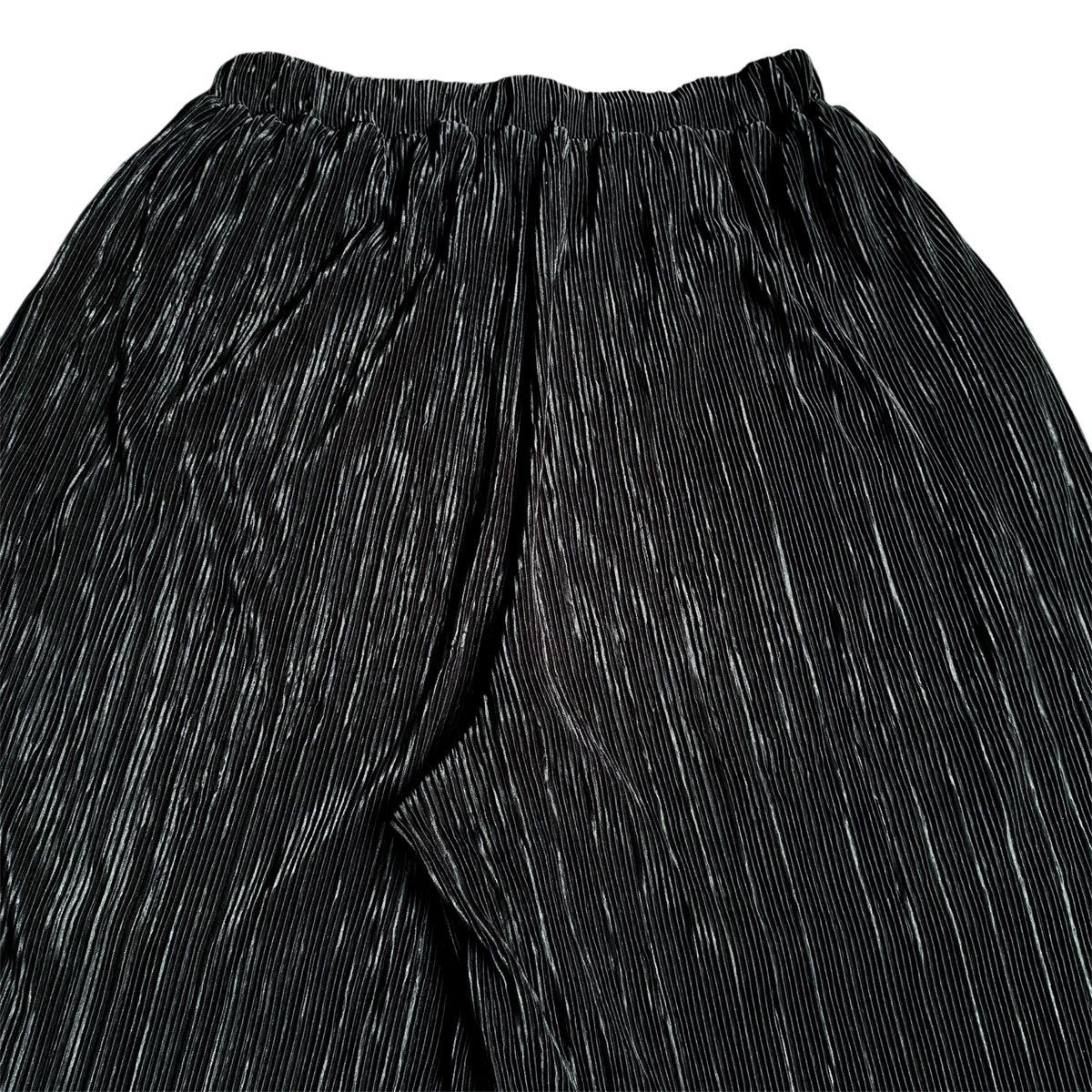 Issey Miyake × Japanese Brand × Vintage Rare Japanese Brand Issey Style Iorysafarm Pleats Wide Pants Size US 32 / EU 48 - 6 Thumbnail