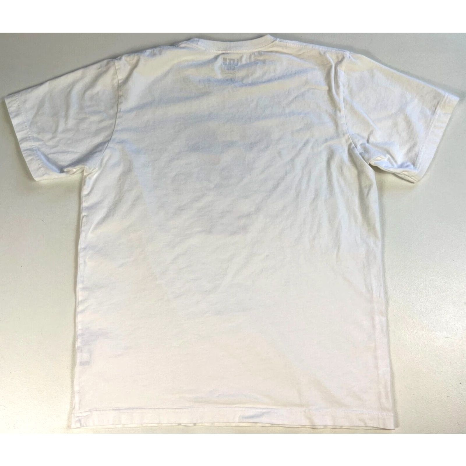 Uniqlo UNIQLO x Disney MOUSE 3D T-SHIRT Unisex Adults M White Cotton Short Sleeve Crew Neck Mickey Mouse Vintage Size US M / EU 48-50 / 2 - 2 Thumbnail