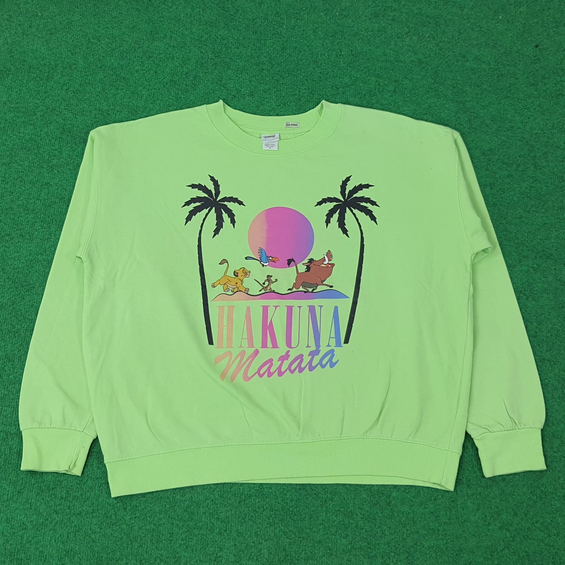 Disney Vintage Disney Hakuna Matata Movie Sweatshirt C243N13 Size US M / EU 48-50 / 2 - 1 Thumbnail