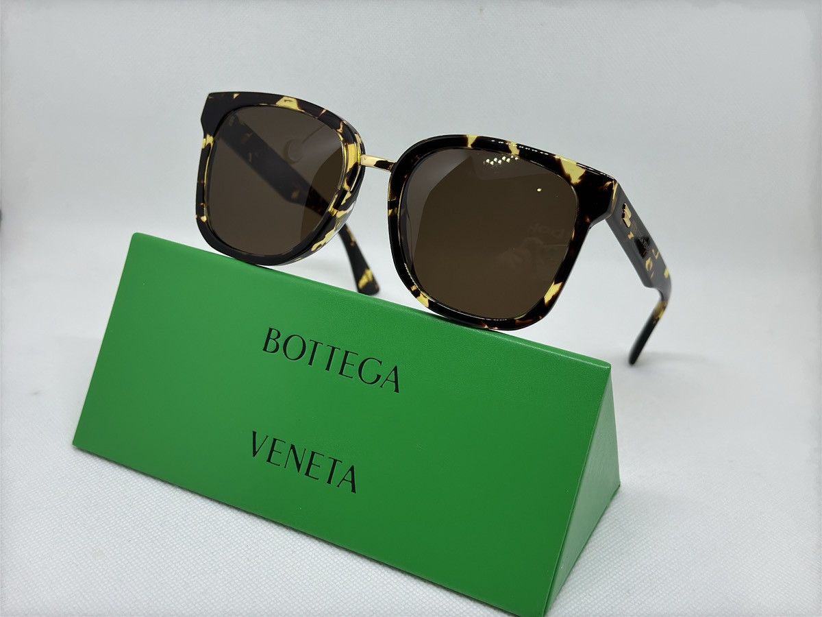 Bottega Veneta New BOTTEGA VENETA Sunglasses BV1095SA 002 Size ONE SIZE - 1 Thumbnail