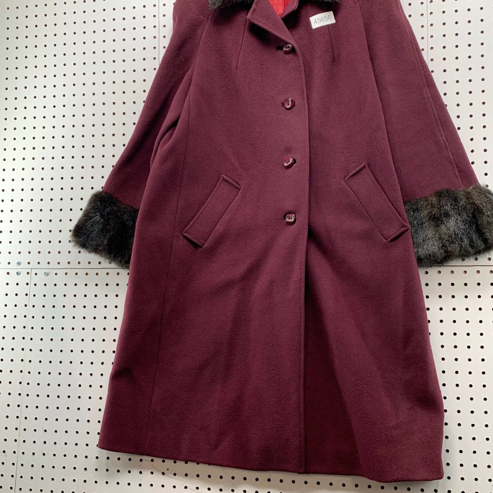 Vintage VINTAGE Forstmann Coat Womens XL Maroon 100% Wool Faux Fur Trim Overcoat Trench Long Sleeve Dry Clean Only Size XL / US 12-14 / IT 48-50 - 7 Thumbnail