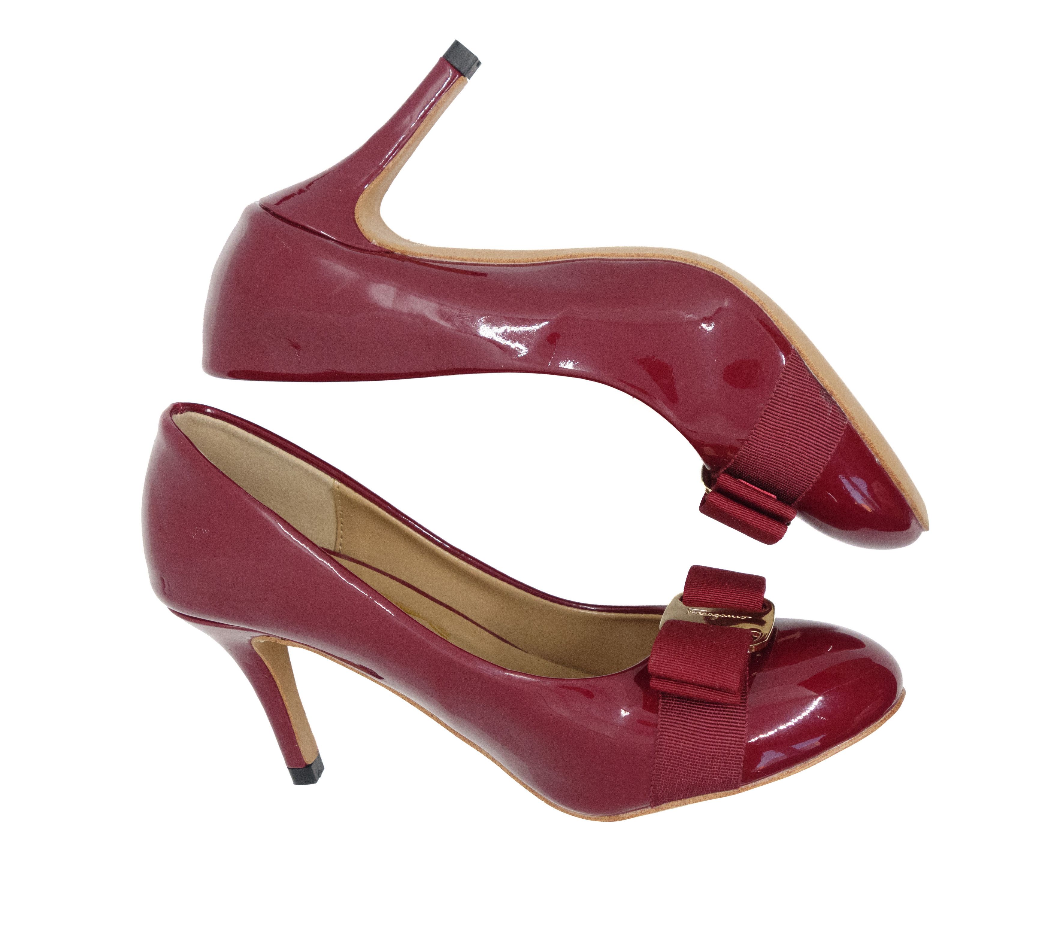 Salvatore Ferragamo 00s Carla 70 Patent Leather Vara Bow Pumps Size US 5 / IT 35 - 5 Thumbnail