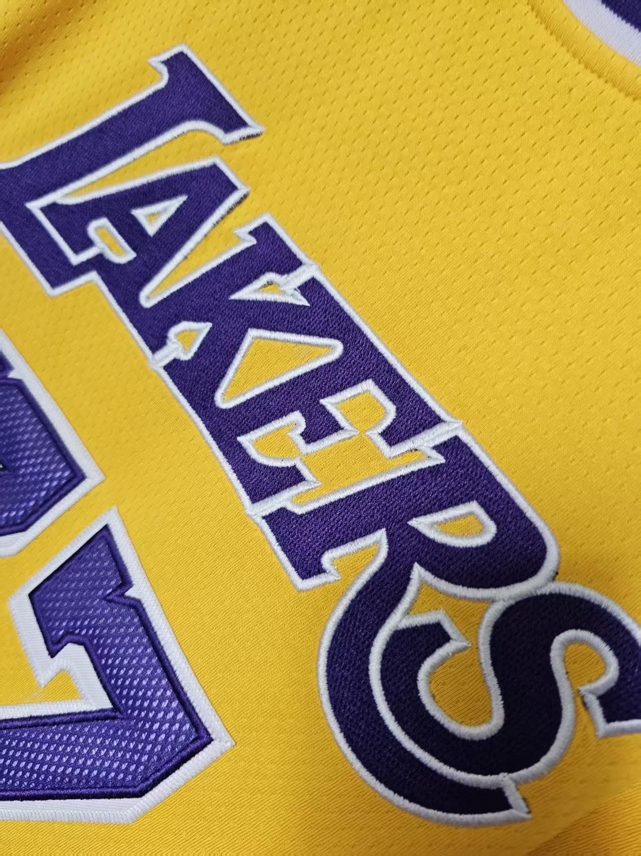 NBA Luka Dončić Jersey Los Angeles Lakers 77 Double Stitched Size US XL / EU 56 / 4 - 4 Thumbnail