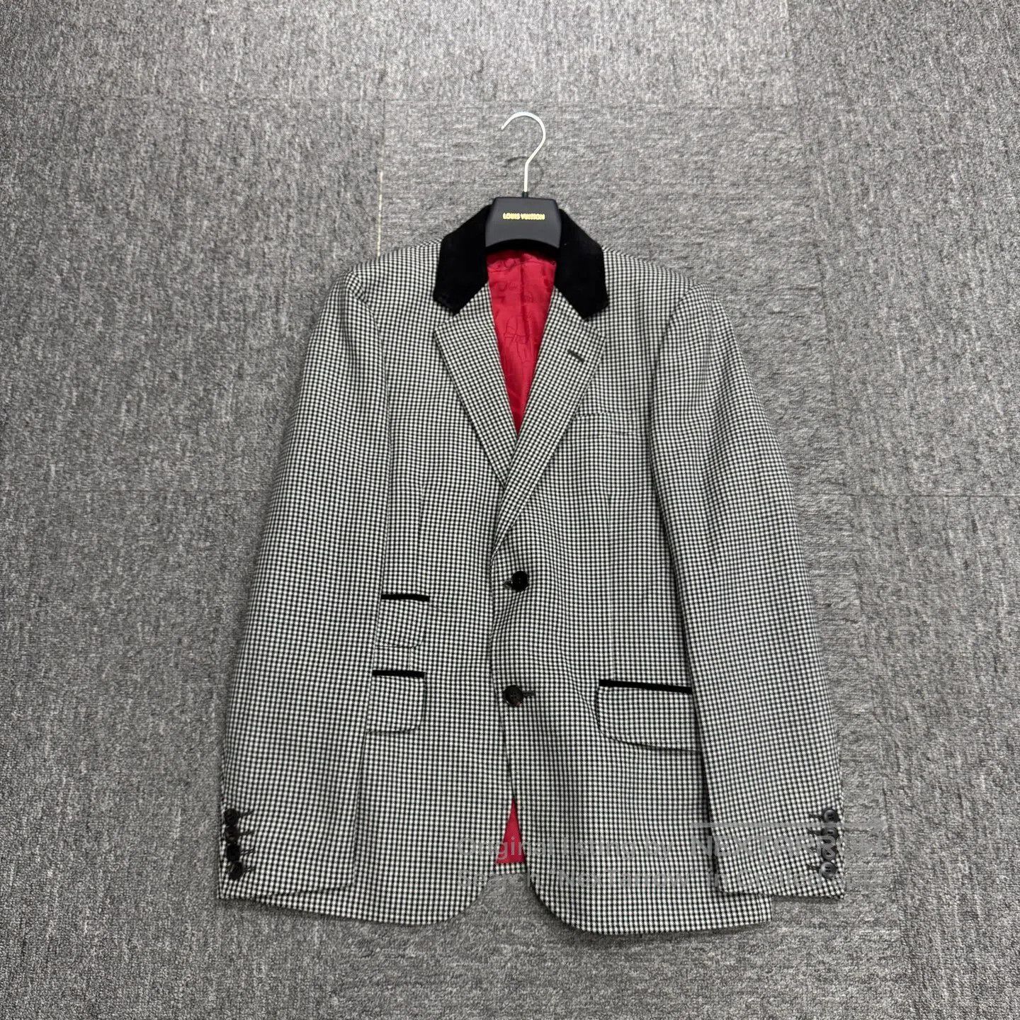 Gucci Guicci Leather-skin collar wool suit jacket| Size 46R - 1 Thumbnail