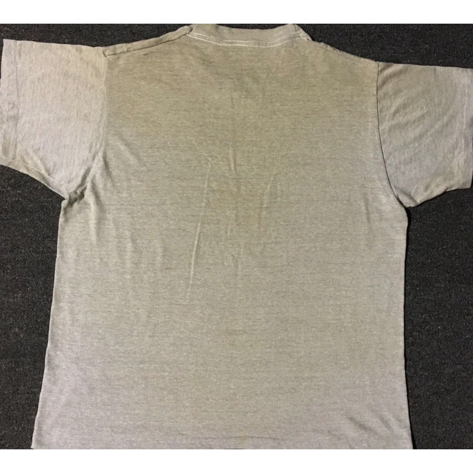 CO VINTAGE 80s CO 1st BN 46th INF 198th LT INF BDE Faded Shirt M Military Army Grunge Shirt Mens M Gray 80s 90s Military USA USA Grunge/Distressed Shirt Size US M / EU 48-50 / 2 - 2 Thumbnail