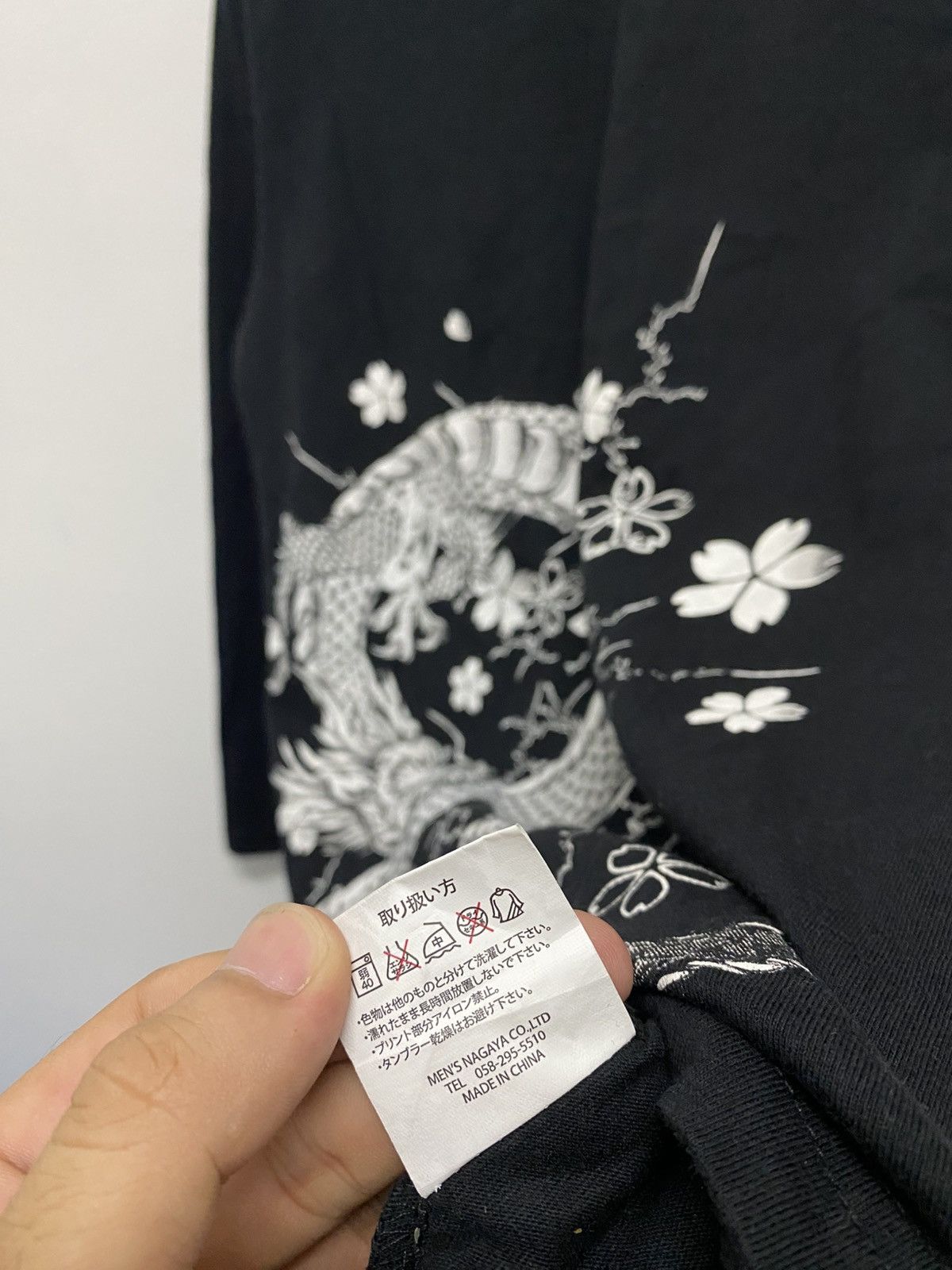 Beauty Beast Japanese Sukajan t shirt dragon embroidery long sleeve Size US L / EU 52-54 / 3 - 9 Thumbnail