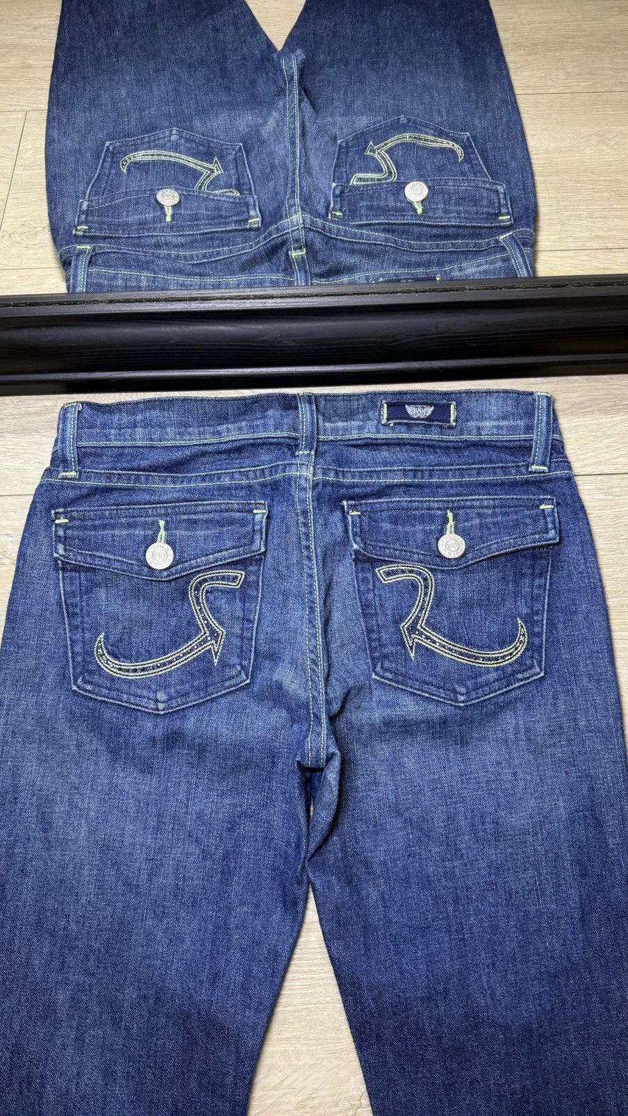 Rock & Republic Y2K 2000s Rock & Republic Kurt Embroidered Flared Denim Jean Size 28" / US 6 / IT 42 - 3 Thumbnail