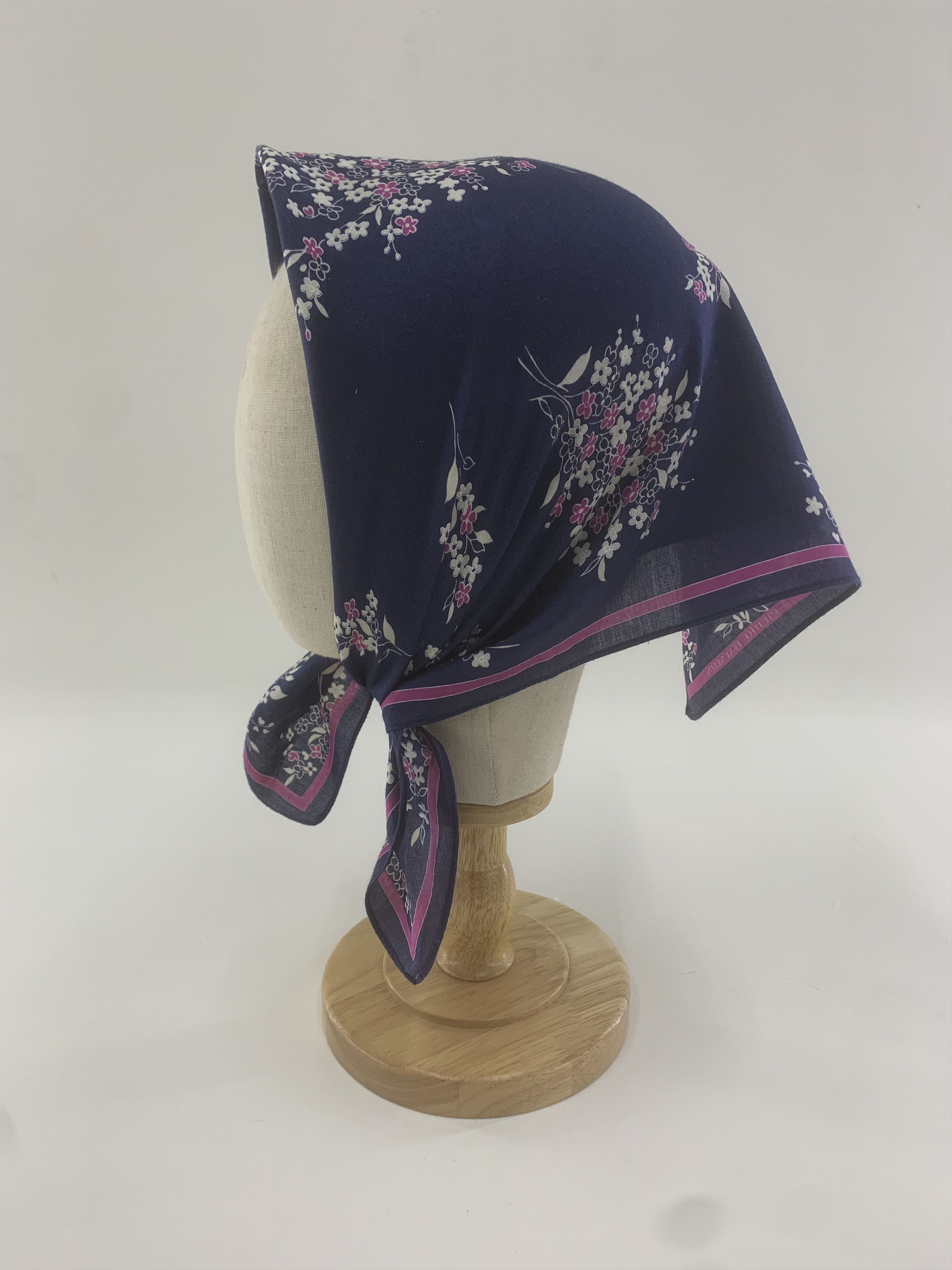 Pierre Balmain Pierre Balmain Handkerchief Bandana Neckerchief TB3459 Size ONE SIZE - 3 Thumbnail