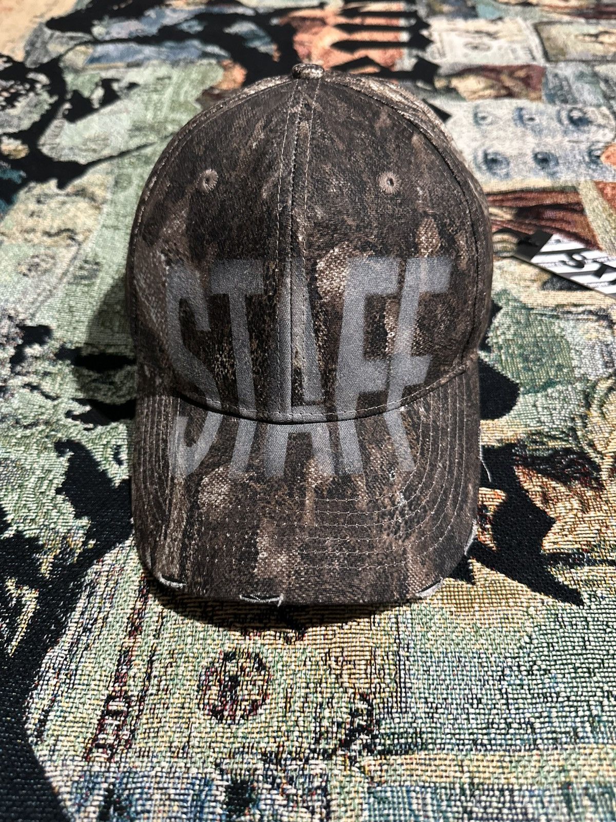 G59 Records × STAFF WORKFORCE FRIENDS & FAMILY CAP (CAMO) Size ONE SIZE - 1 Thumbnail