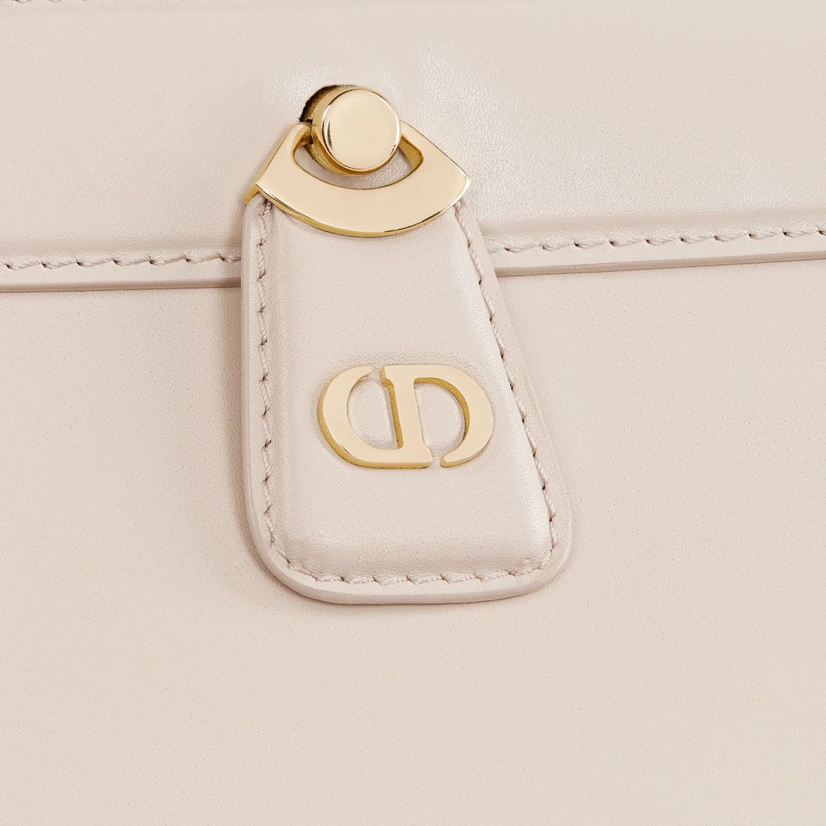 Dior o1bcso1str1124 Size: OS / Key Bag in Ivory Size ONE SIZE - 5 Thumbnail