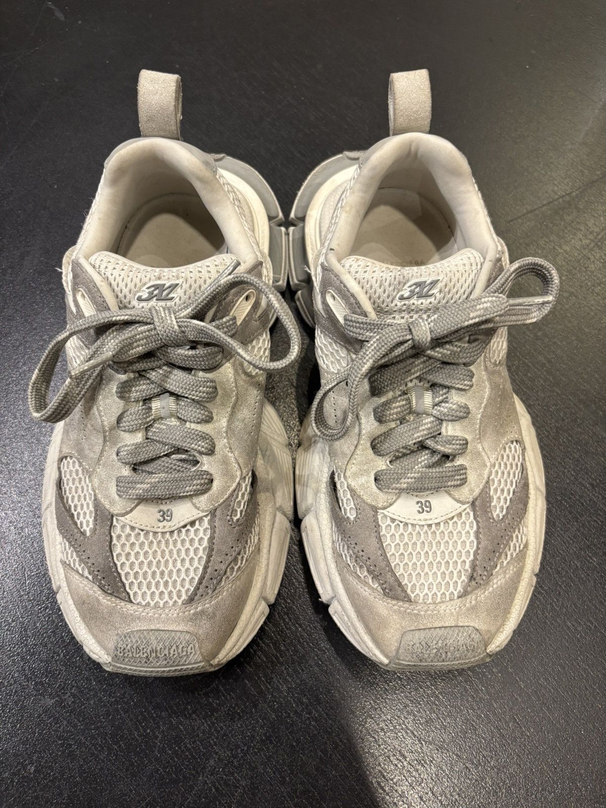 Balenciaga Balenciaga 3XL Distressed Sneaker Size US 9 / IT 39 - 4 Thumbnail