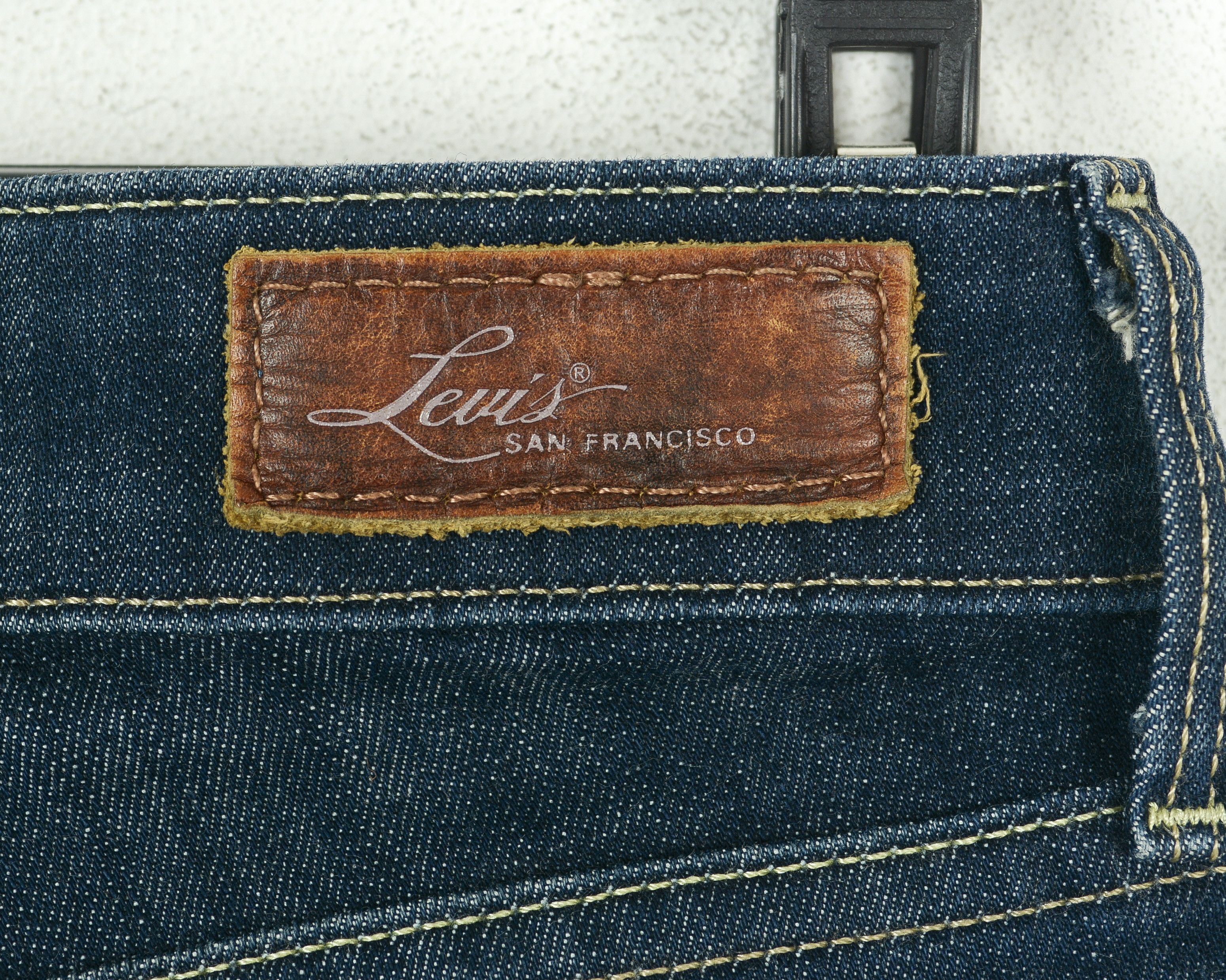 Levi's Slight Curve Skinny W27 L32 Trousers Pants Navy Low Rise Size 27" / US 4 / IT 40 - 5 Thumbnail