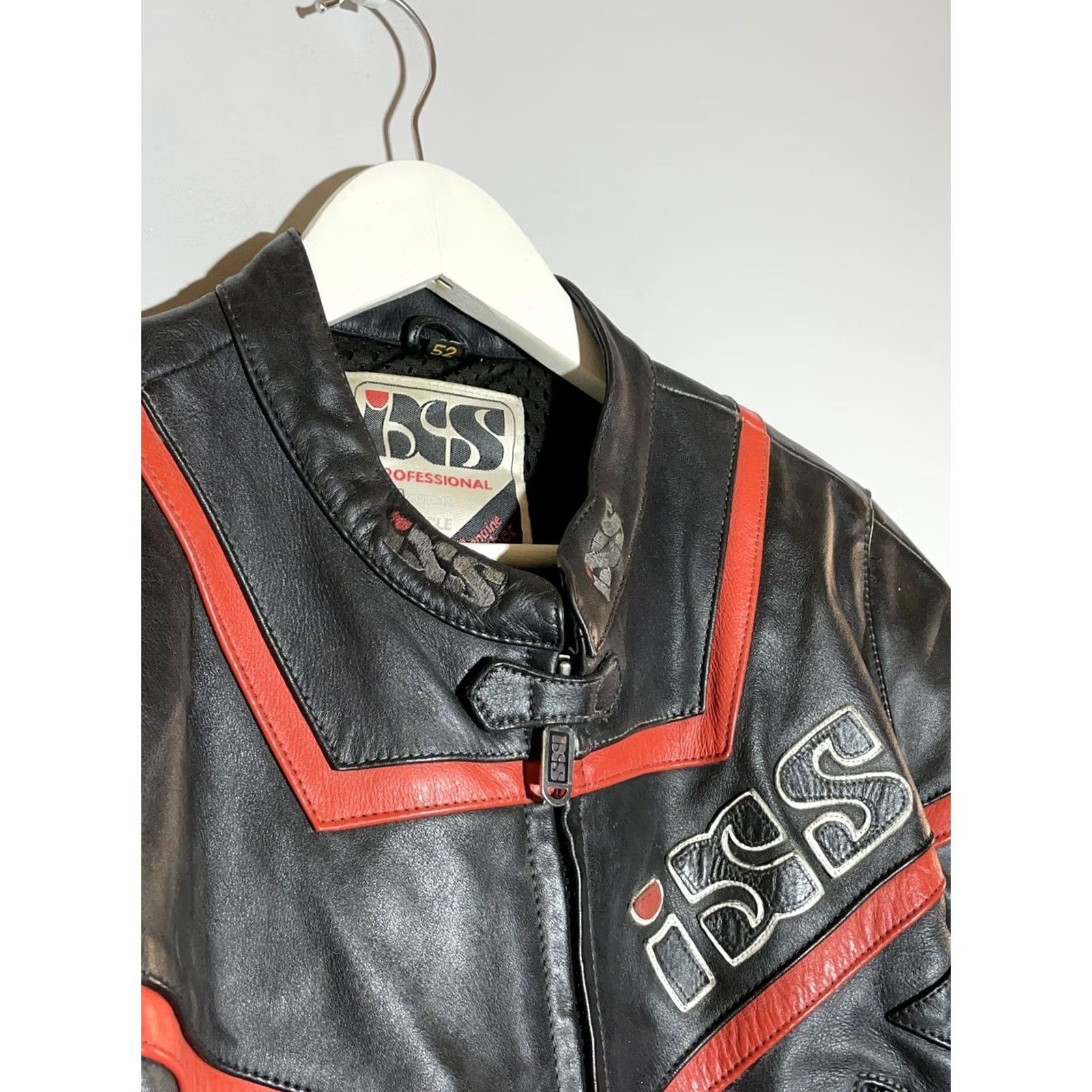 Vintage VINTAGE Patchwork IXS Leather Jacket Motorcycle Mens Regular Size M Black Size US M / EU 48-50 / 2 - 3 Thumbnail