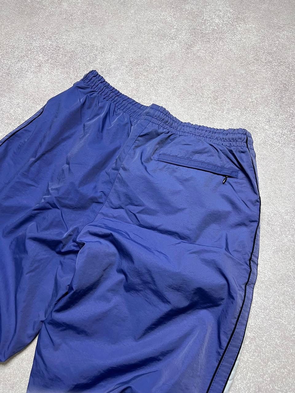 Nike × Vintage Vintage Nike Swoosh Nylon Baggy Trackpants M 32 Size US 32 / EU 48 - 4 Thumbnail
