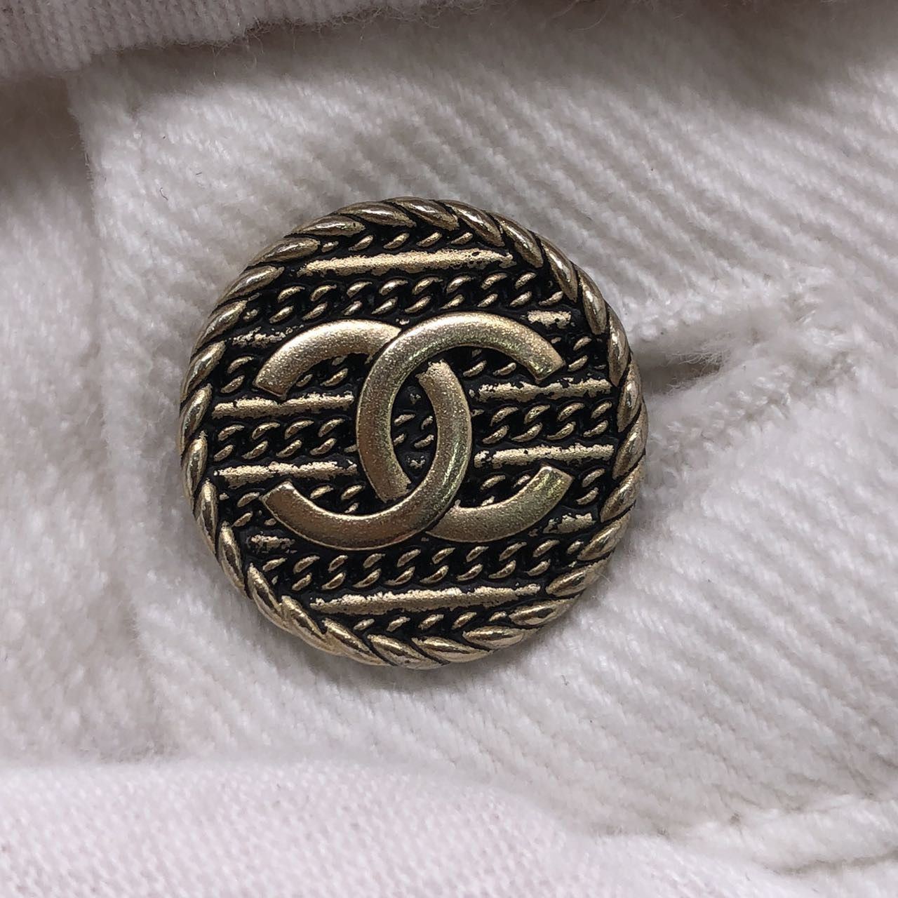 Chanel Chanel Solid Color Button Straight-leg Women Jeans K26WX Size 24" / US 00 / IT 34 - 8 Thumbnail