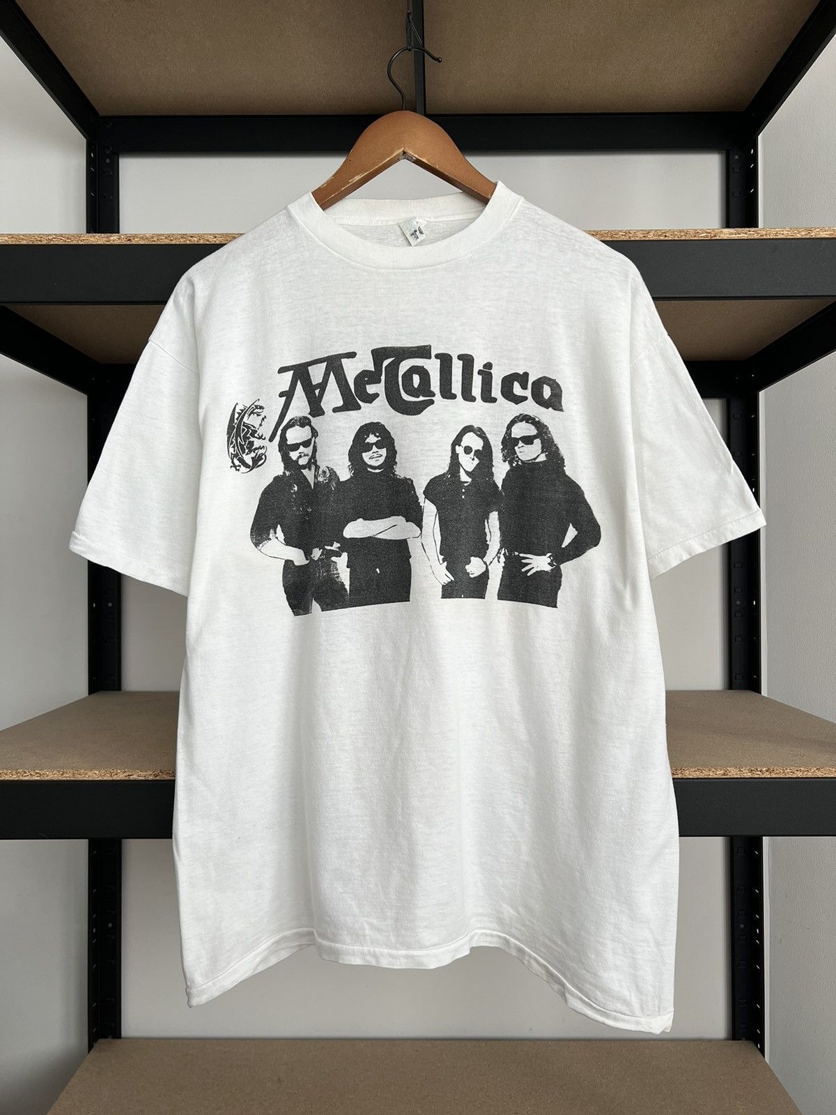 Band Tees Vintage 1993 Metallica Wien Rock Band White T-shirt Size US XL / EU 56 / 4 - 1 Thumbnail