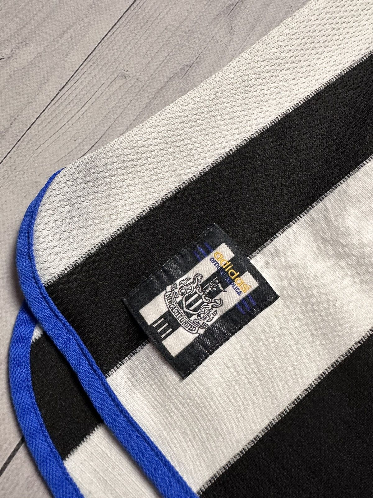 Adidas × Vintage Vintage New Castle United Adidas soccer jersey size M/L Size US M / EU 48-50 / 2 - 3 Thumbnail