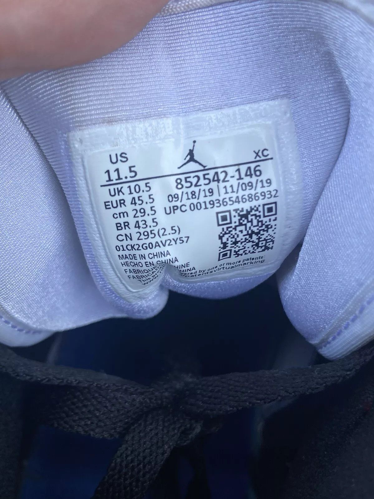Nike Nike Air Jordan 1 Mid SE Multi-Color Swoosh Size 11.5 CLEAN Size US 11.5 / EU 44-45 - 8 Thumbnail