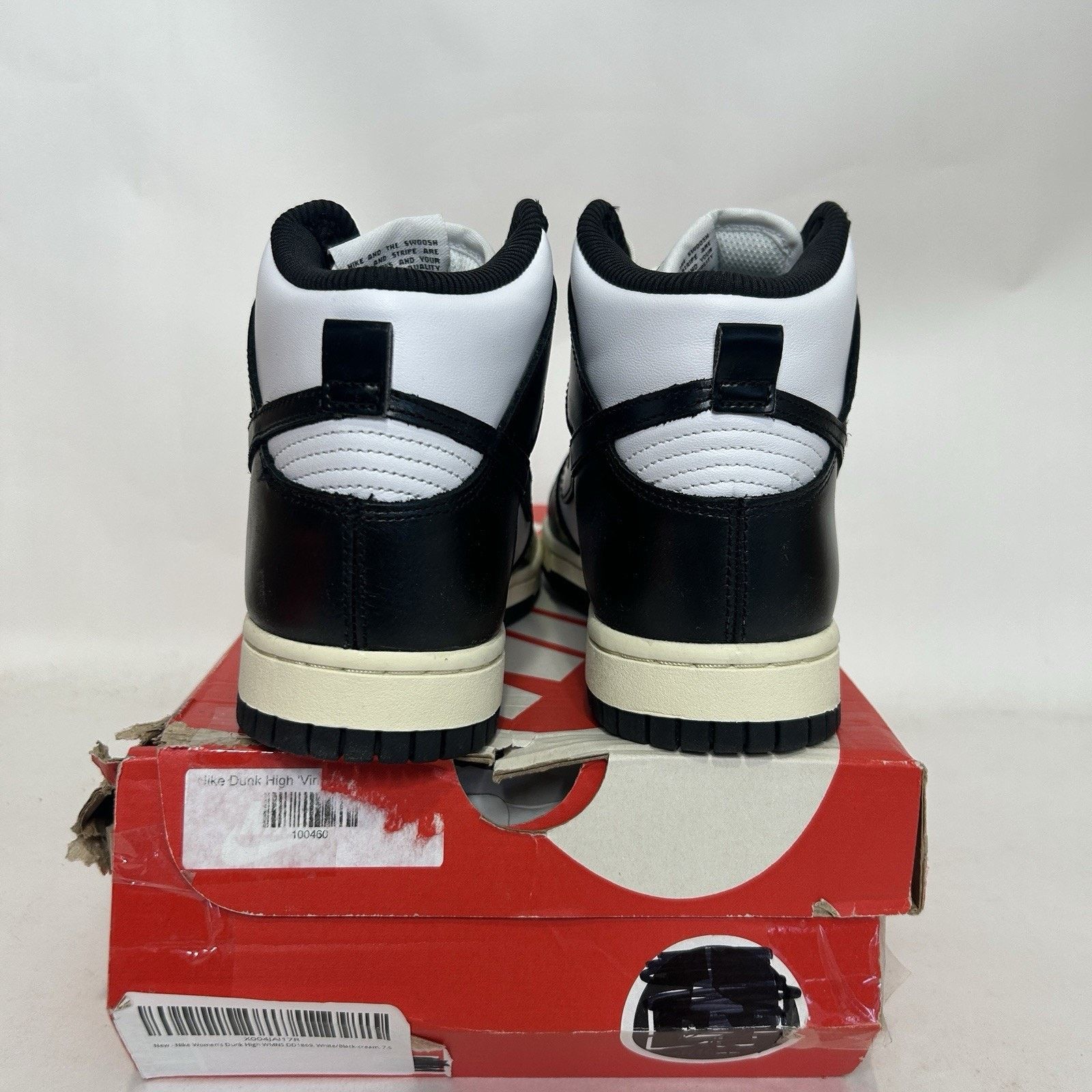 Nike Nike Dunk High PRM WMNS “Vintage Panda” DQ8581-100 Size US 7.5 / IT 37.5 - 4 Thumbnail