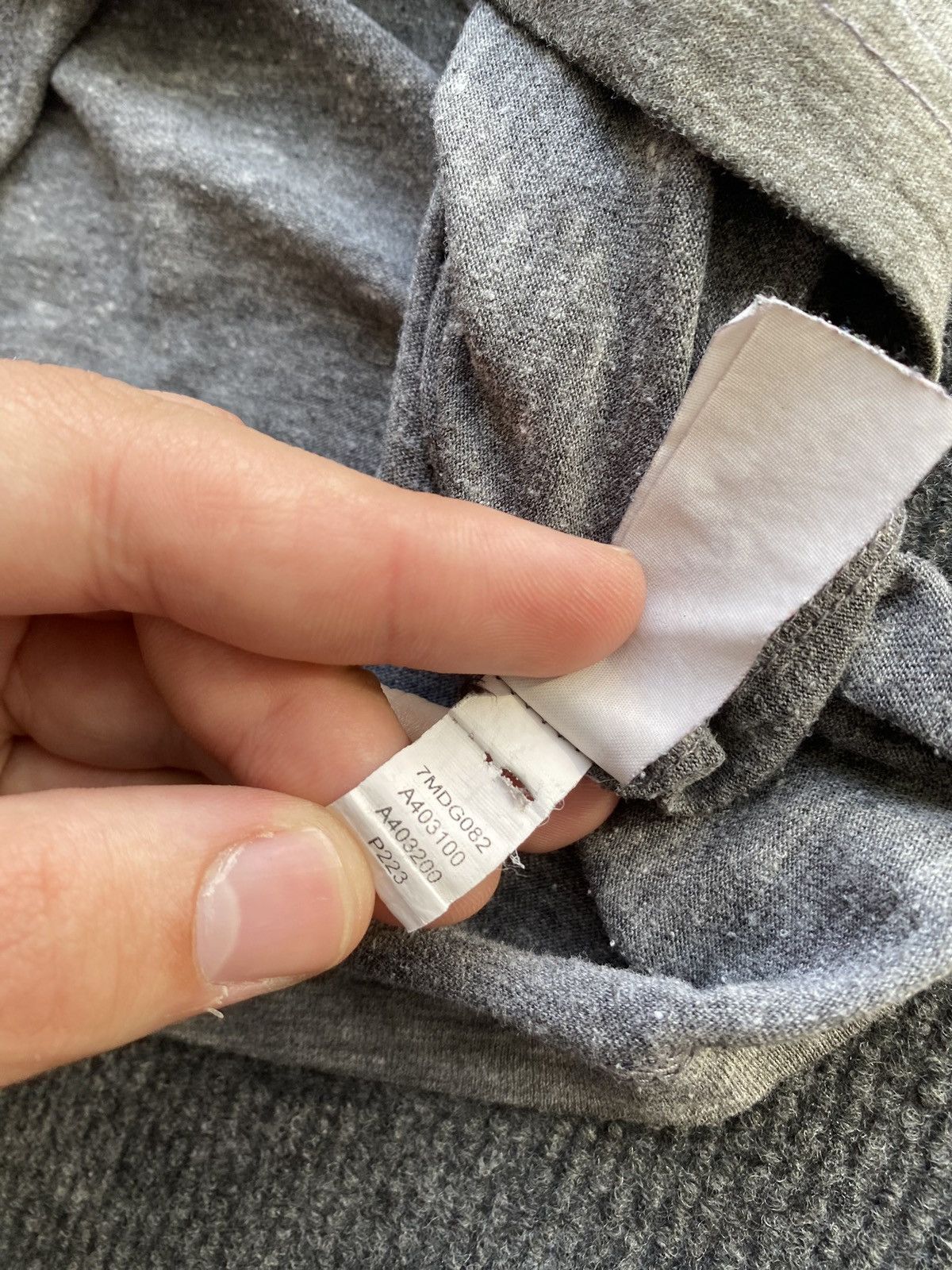 Lucky Brand 🔥Cowboy Western Vntg Lucky Brand tee gray mens s finger logo Size US S / EU 44-46 / 1 - 5 Thumbnail