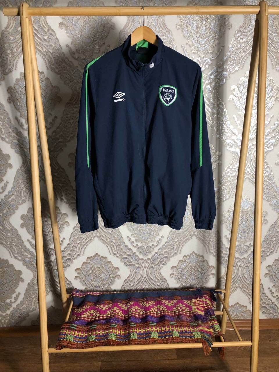 Umbro VINTAGE UMBRO IRELAND RUGBY SOCCER JERSEY RETRO BLOKE 90s Size US L / EU 52-54 / 3 - 1 Thumbnail