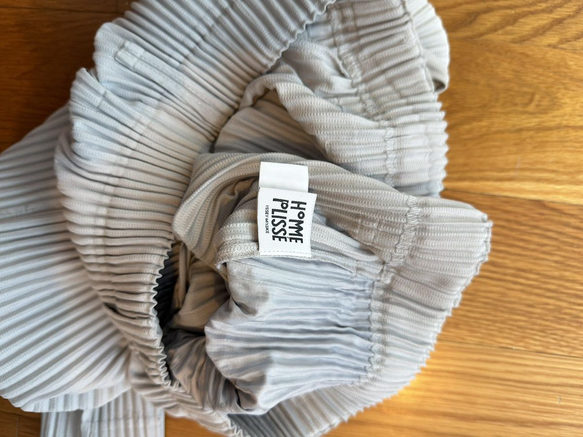Pleats Please Issey Miyake Issey Miyake Pleats Pants Size US 32 / EU 48 - 3 Thumbnail