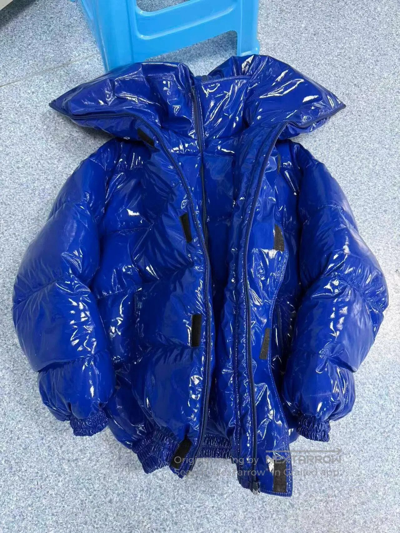 Vetements vetements glossy blue puffer jacket. Size XS / US 0-2 / IT 36-38 - 9 Thumbnail