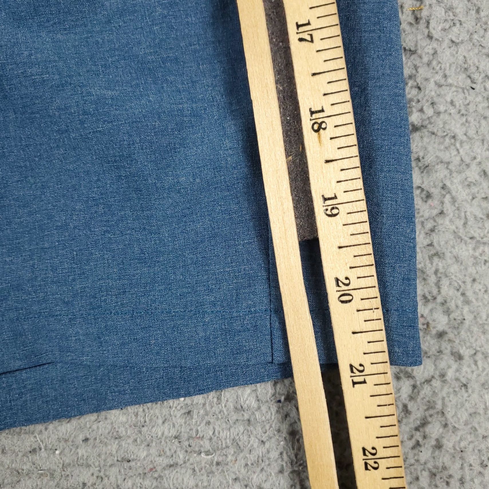 Puma Puma Shorts Mens 40 Blue Chino Flat Front Regular Fit Pocket Logo Shorts Size US 40 / EU 56 - 5 Thumbnail