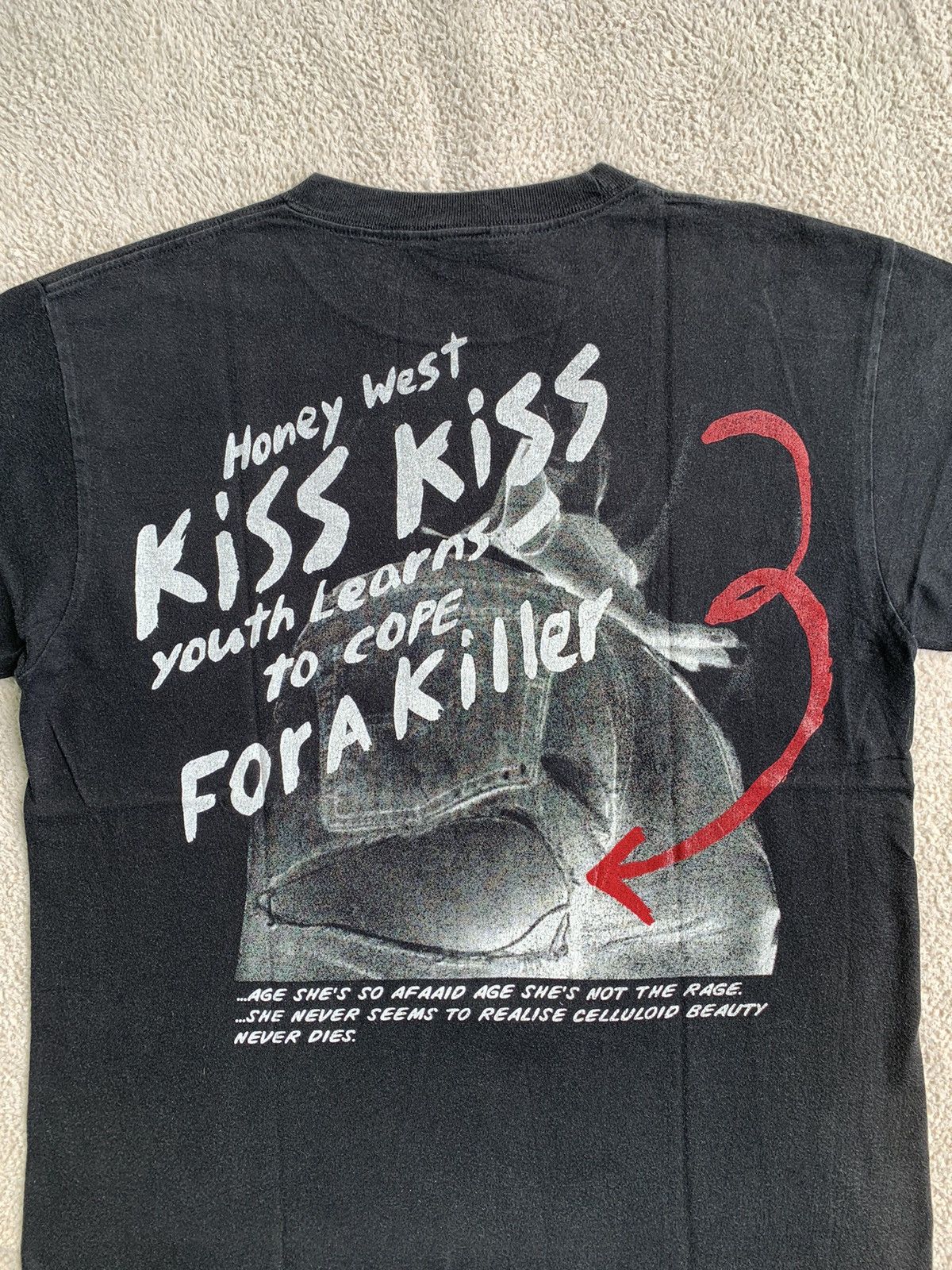 Alternative Rna pre Dna Kiss Kiss Fora Killer T shirt
