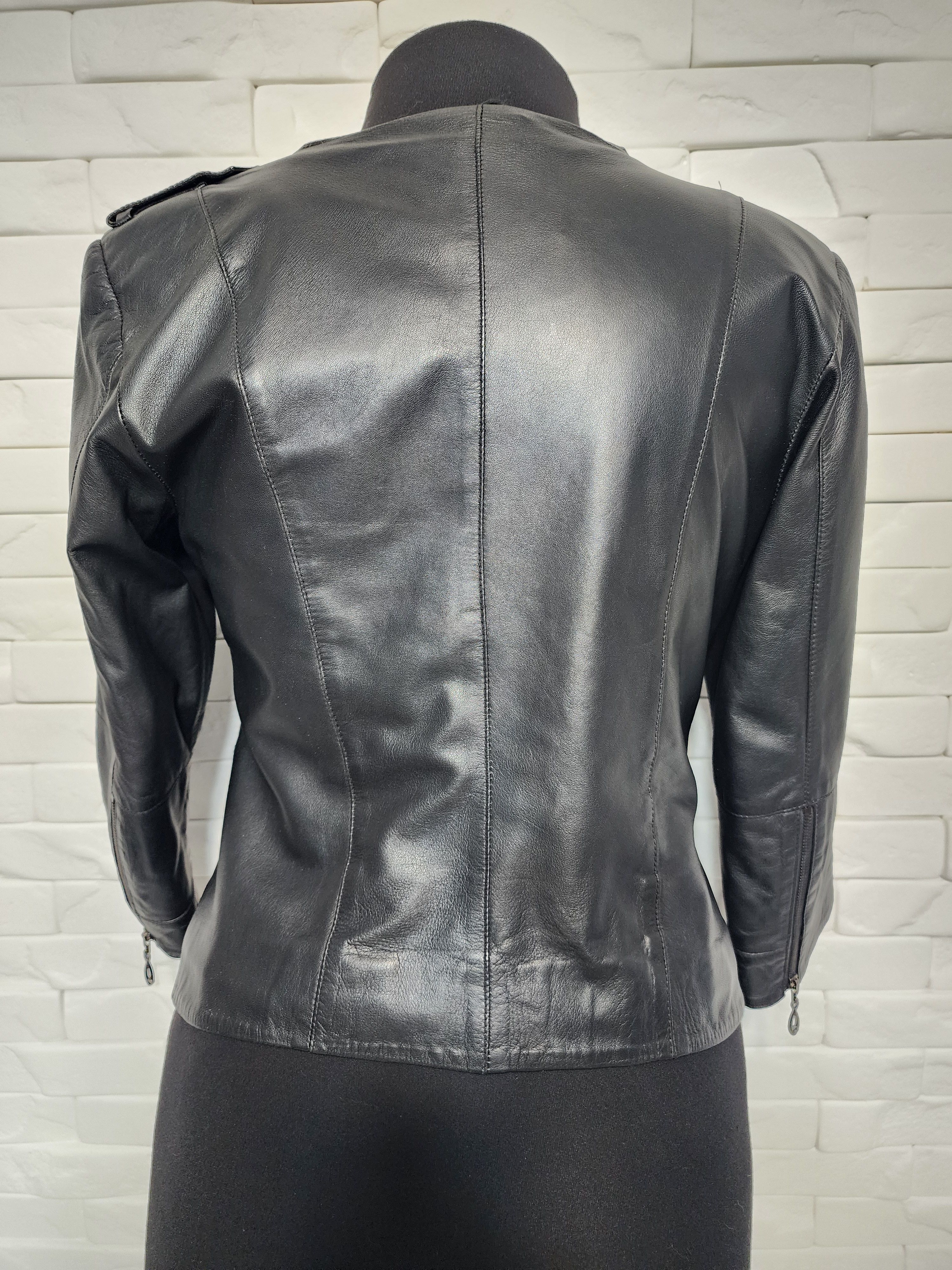 Designer Black Genuine Leather Jacket Size M / US 6-8 / IT 42-44 - 4 Thumbnail