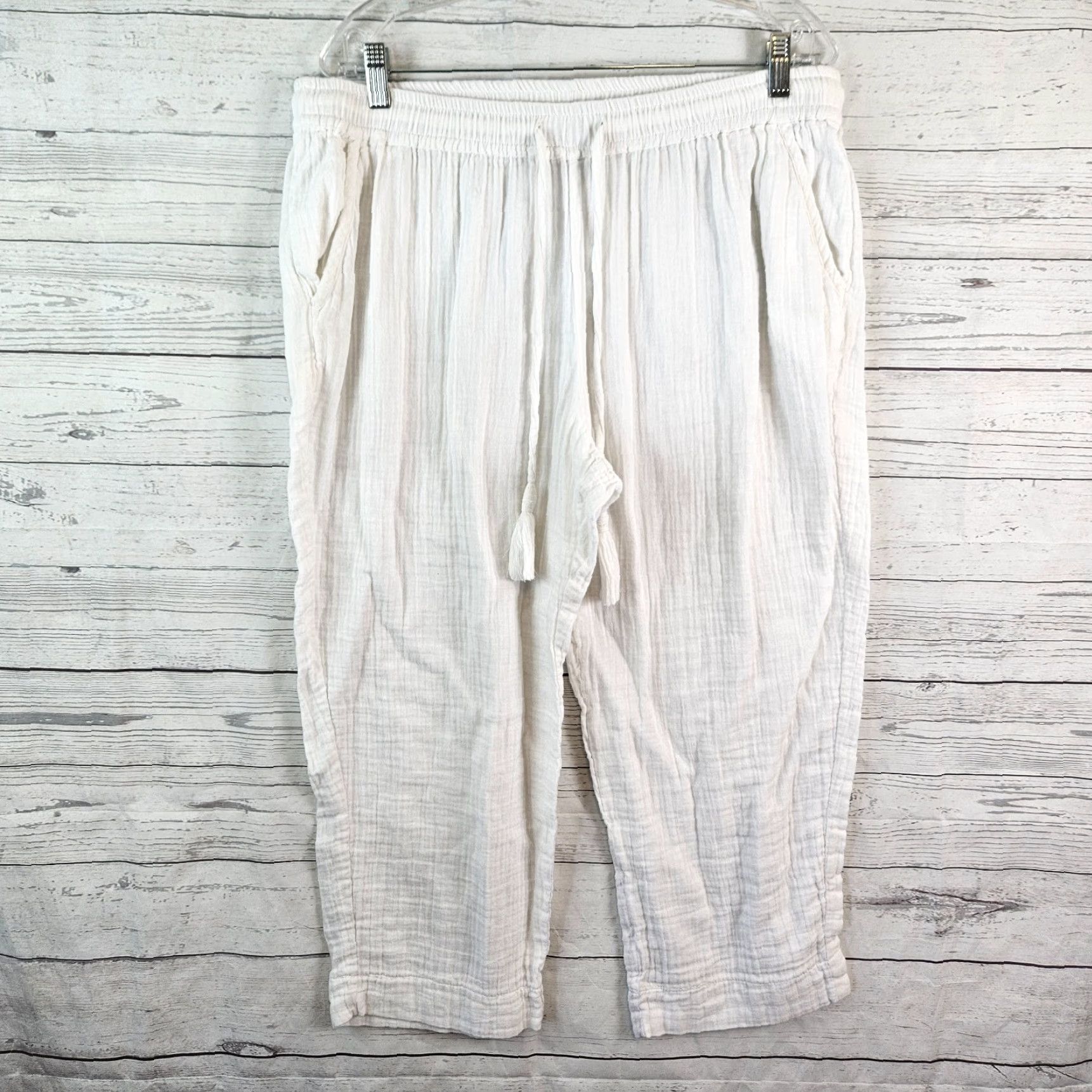 Tommy Bahama Tommy Bahama Womens Cropped Gauze Pants Sz Large White High Rise Drawstring Pants Womens Large White Cropped Gauze Drawstring Casual Summer 90s? Size 36" / US 14 / IT 50 - 2 Thumbnail