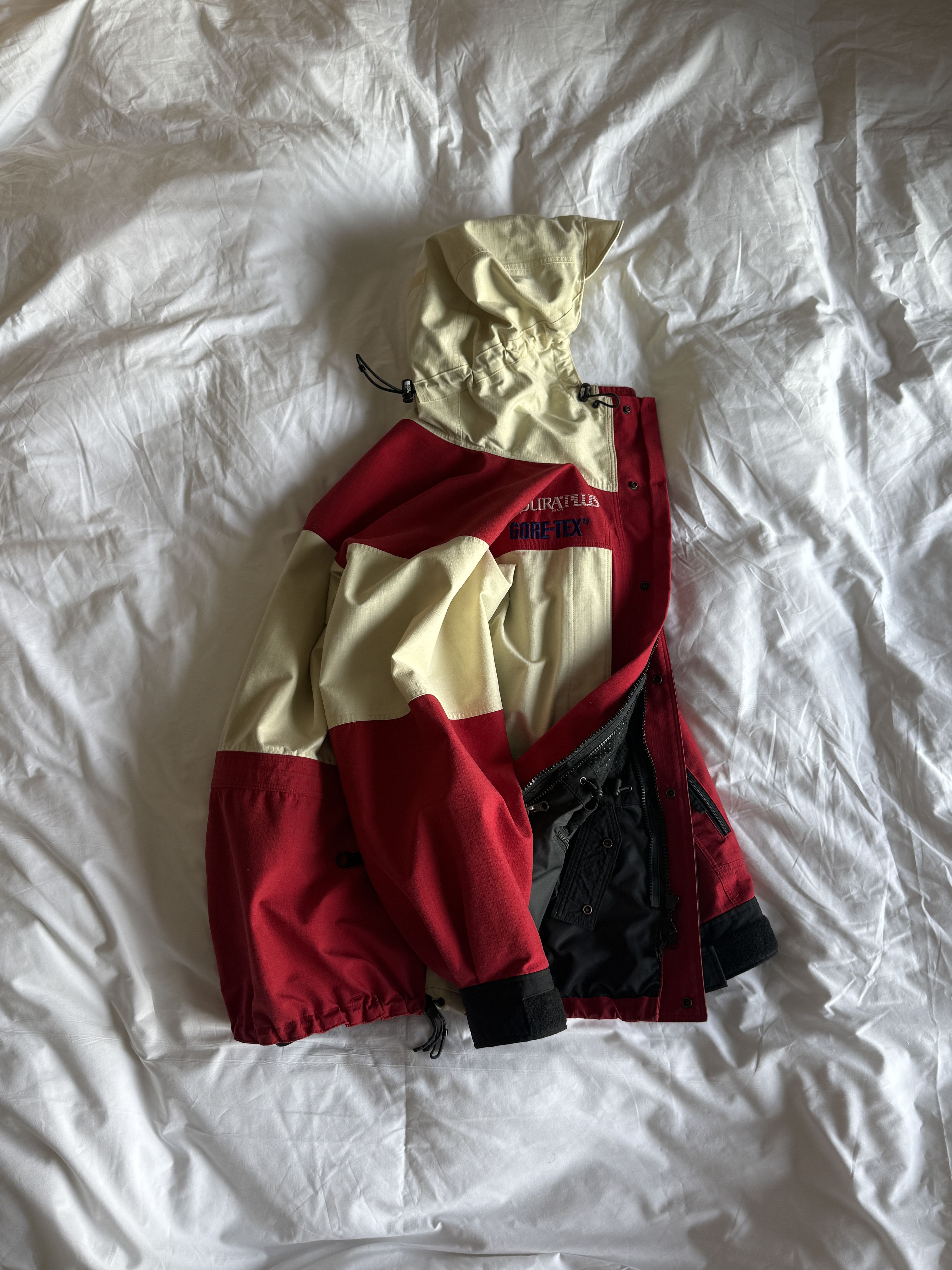 The North Face 90's The North Face Cordura Plus Gore-Tex Jacket Size US XL / EU 56 / 4 - 1 Thumbnail