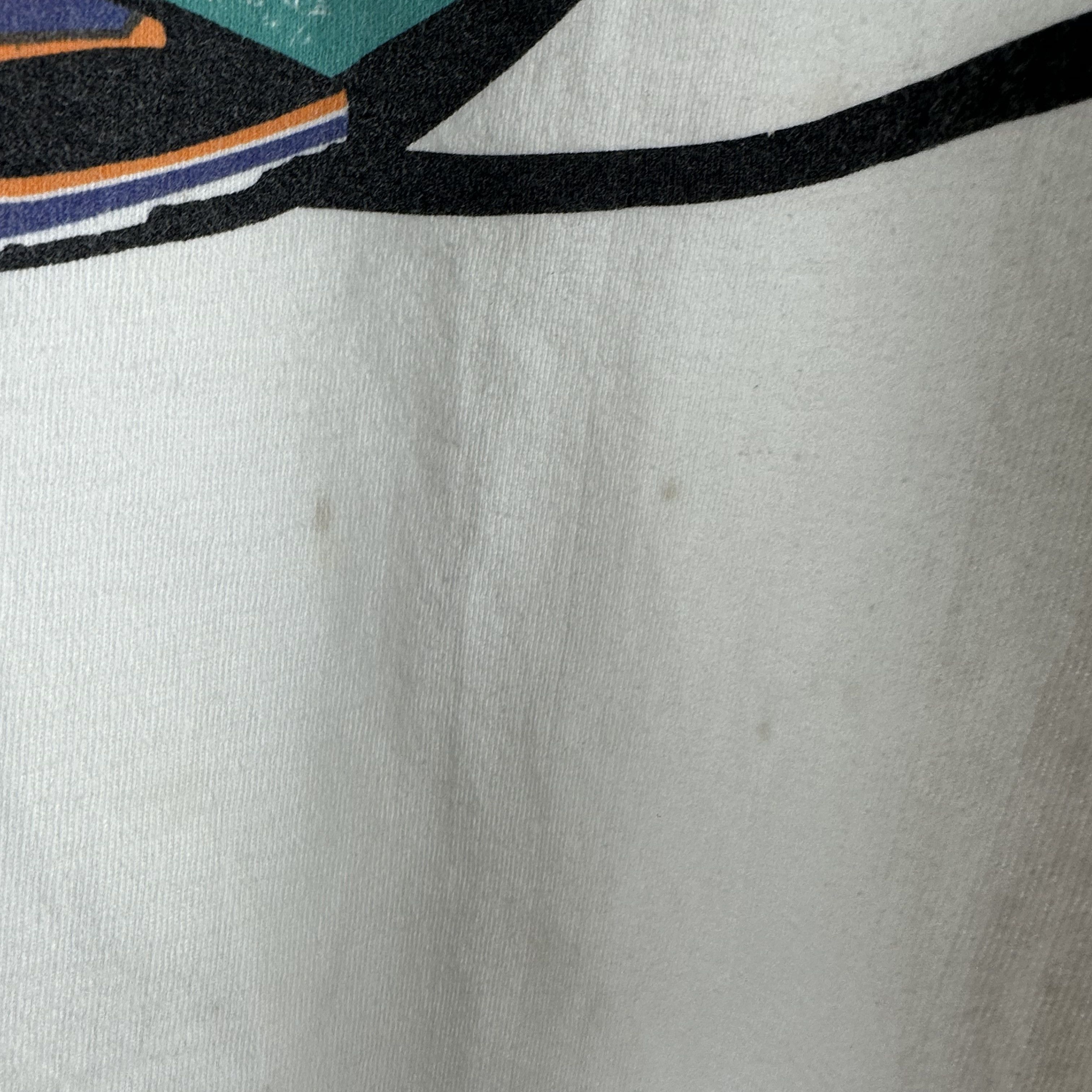 Vintage ​Vintage 90s Music Note Artwork Graphic T-shirt Size US XL / EU 56 / 4 - 7 Thumbnail